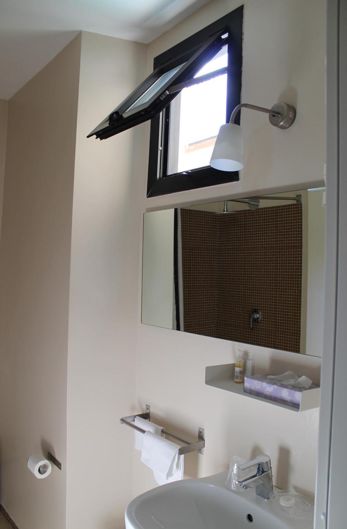 Hotel Touring Ливорно Экстерьер фото