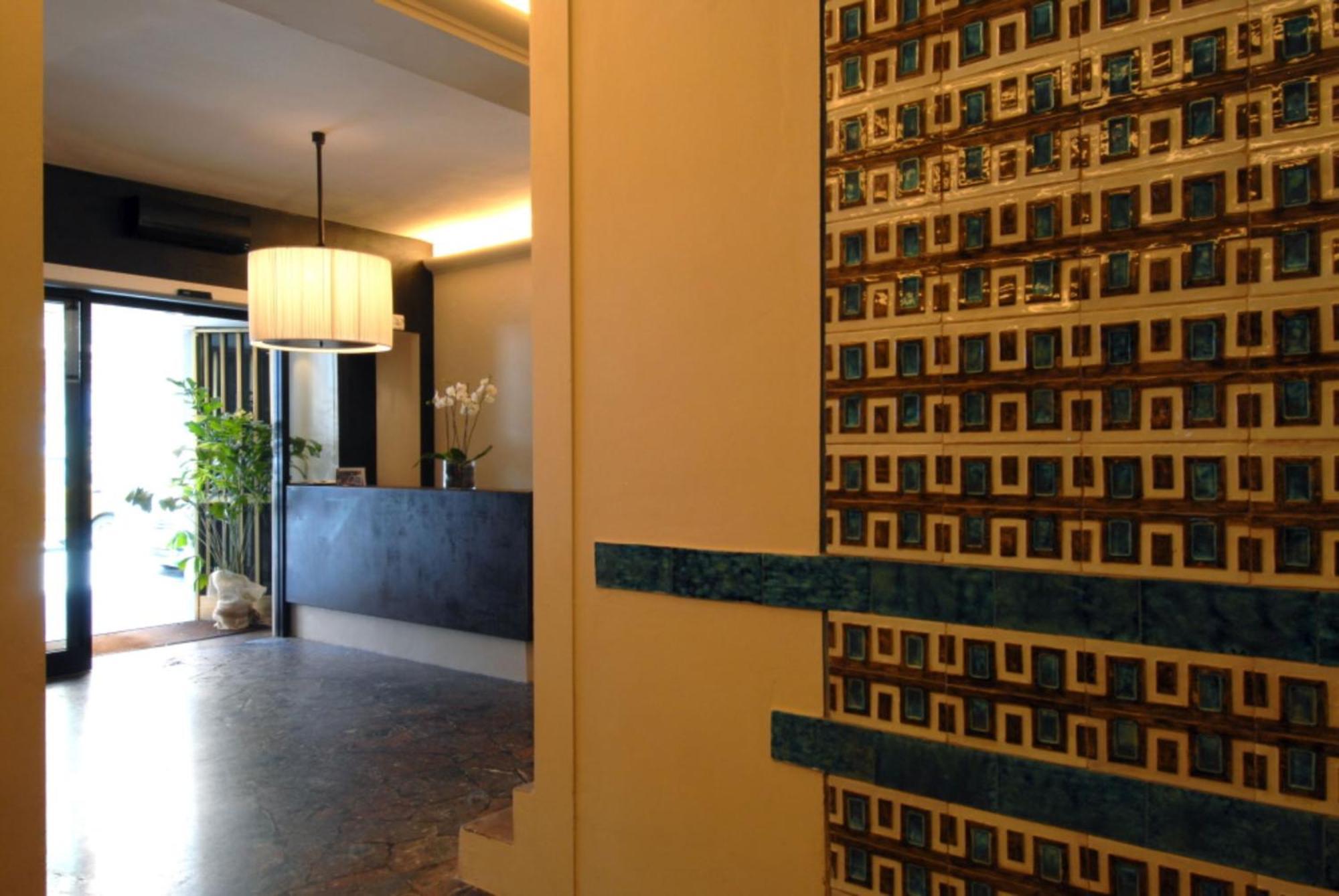 Hotel Touring Ливорно Экстерьер фото