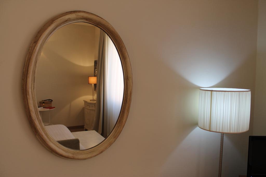 Hotel Touring Ливорно Экстерьер фото