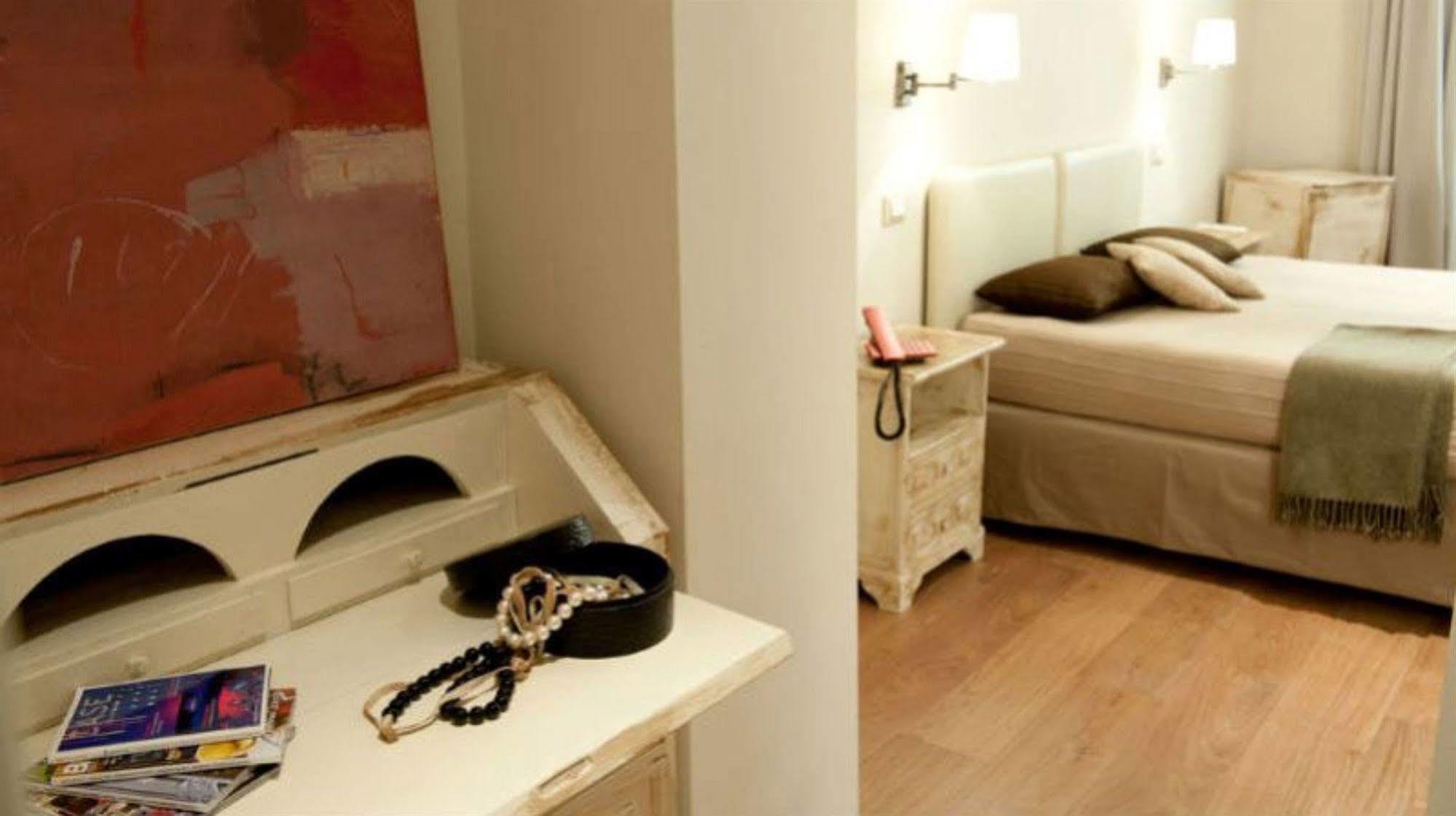 Hotel Touring Ливорно Экстерьер фото